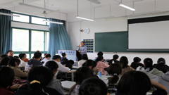 上海商学院